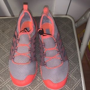 Helly Hansen Slip ons sneakers